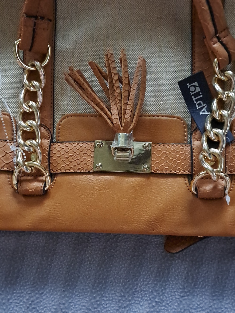 Apt. 9 Tan & Cream Tassel Tote Bag - NWT - Picture 5 of 5